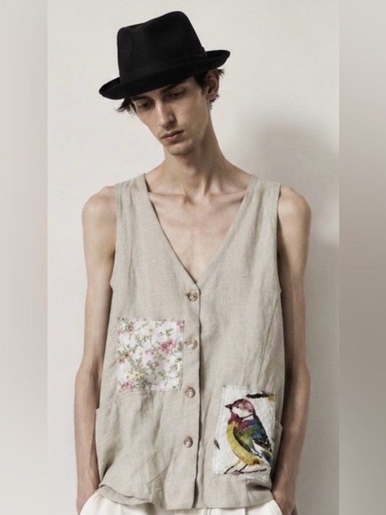 Cram Tops - CRAM oversized bird vest